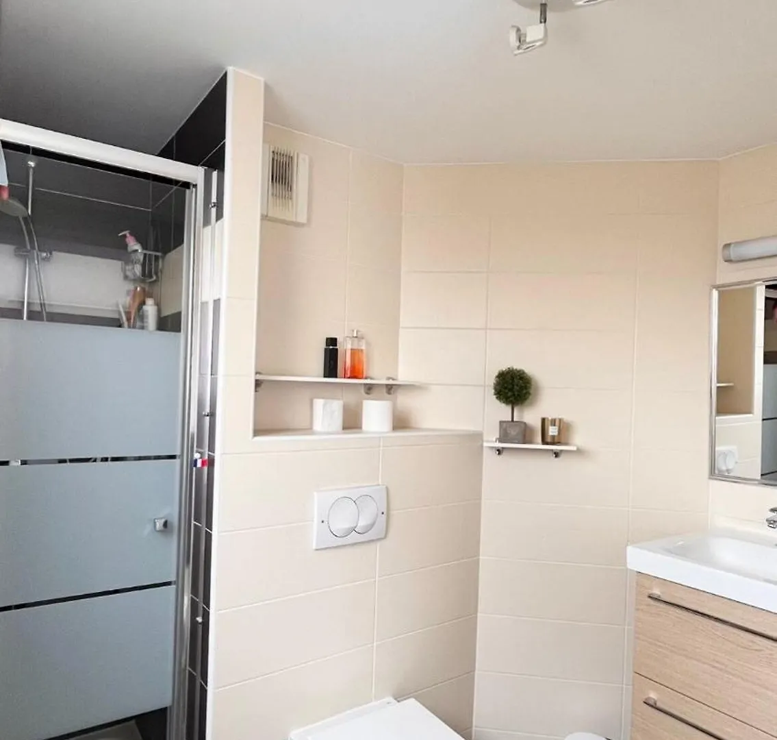 Duplex - Beach 15Min Walk Saint-Raphael  0*, Saint-Raphael (Var) France